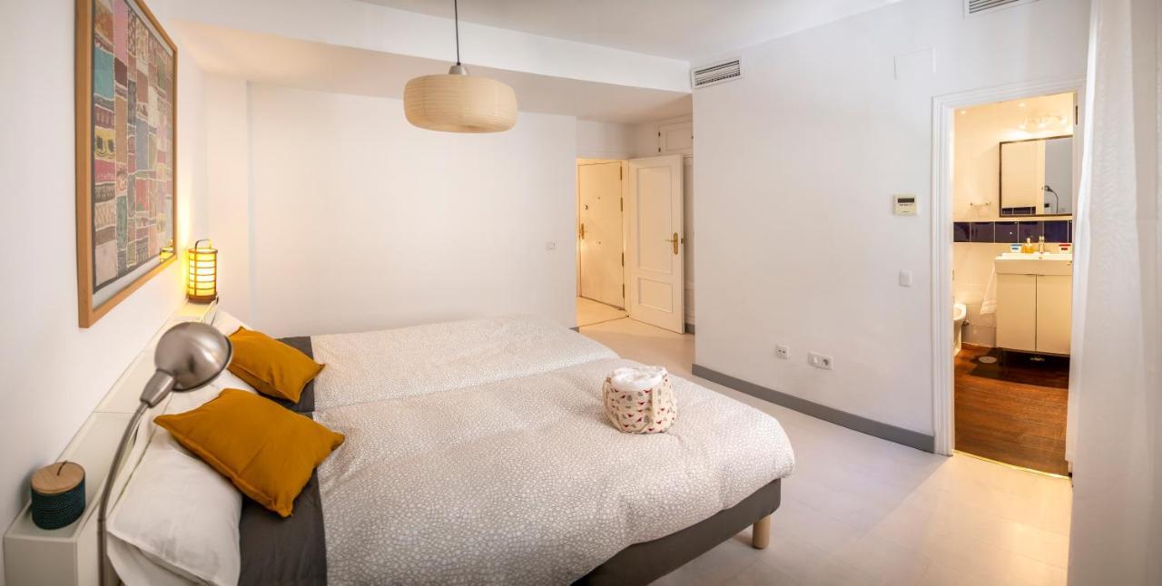 Ferienwohnung Centuria Macarena, Apartamento Duplex Sevilla Exterior foto