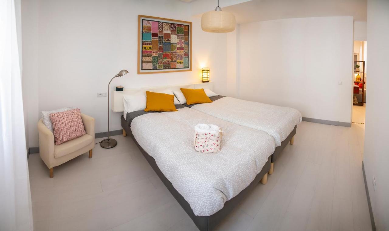 Ferienwohnung Centuria Macarena, Apartamento Duplex Sevilla Exterior foto
