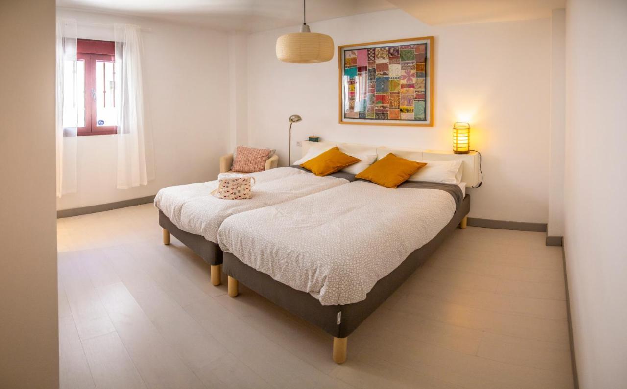 Ferienwohnung Centuria Macarena, Apartamento Duplex Sevilla Exterior foto